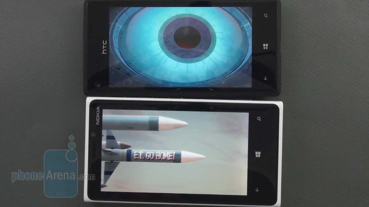 Nokia Lumia 920 vs HTC Windows Phone 8X