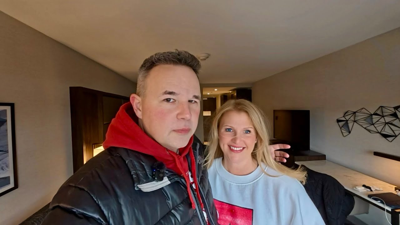 English Lesson on the Go: A Hotel Walk in Boston