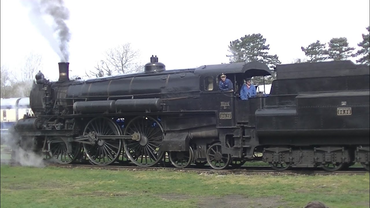 Dampfloks 97.208 , 310.23 , 52 100  - Andampfen - Young Steam Team - Fahrzeugparade - DAS HEIZHAUS
