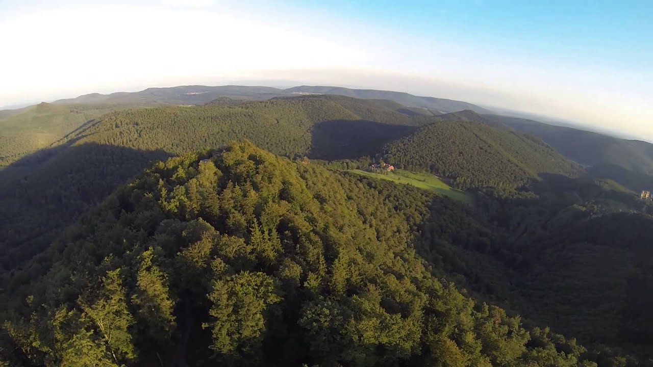 Alsace-Lembach-Chateaux  Hohenburg/Wegelnburg/ Fleckenstein en Paramoteur
