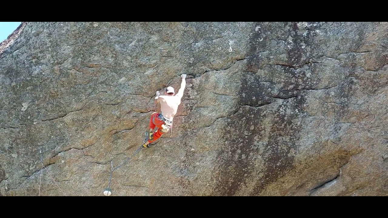 Castillo de bayuela sector el redil via si te escupen a la cara tomalo como colirio #rockclimbing 