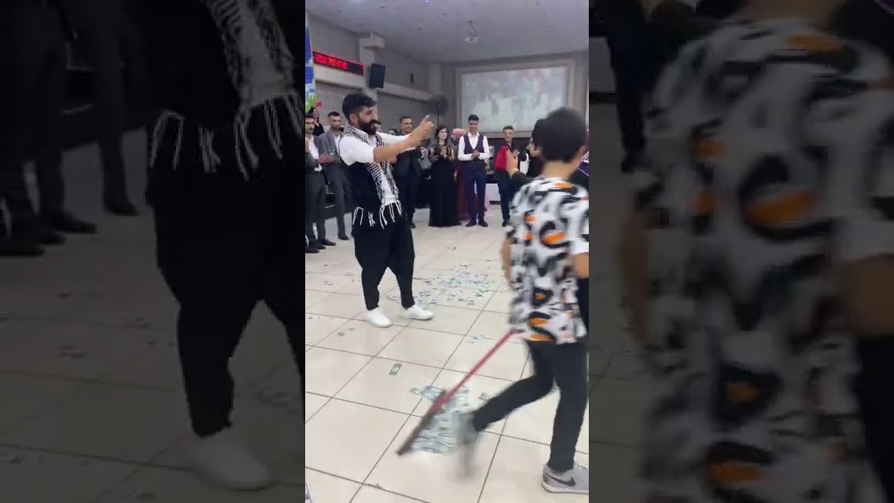 DİYARBAKIR LI ANNE KIZININ DÜĞÜNDE  ŞOWW