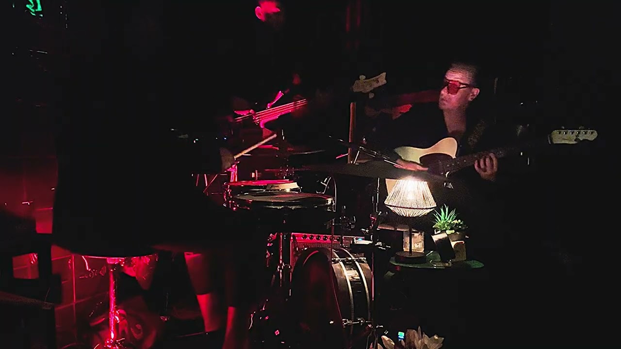 PINKBILLMUSIC: C. HOLMES TRIO-LIVE @ the Night We Met HS26/6b feat. ERIK HAMMER 