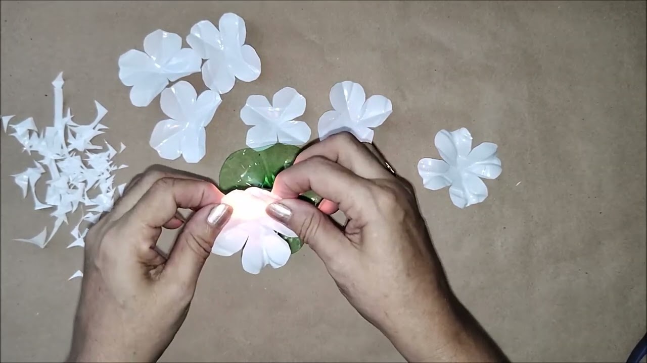 REUTILIZAÇÃO de GARRAFAS de ÁGUA SANITÁRIA - REUSO CRIATIVO - ARTE com PET