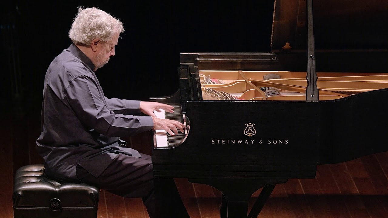Rachmaninoff - Prelúdio Op.32 No.12 em sol# menor (Nelson Freire, piano)