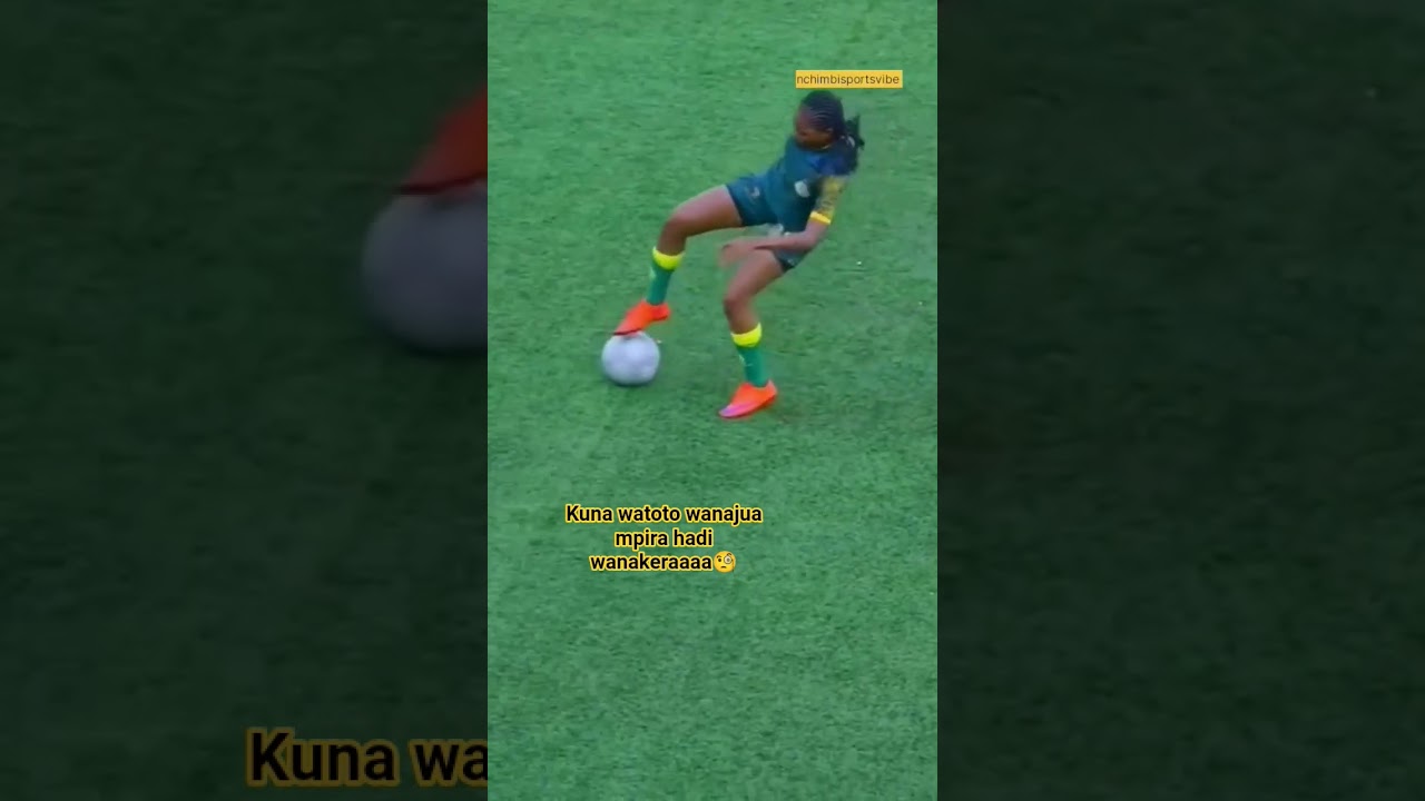Kuna watoto wanajua mpira hadi wanakeraaaa 🧐