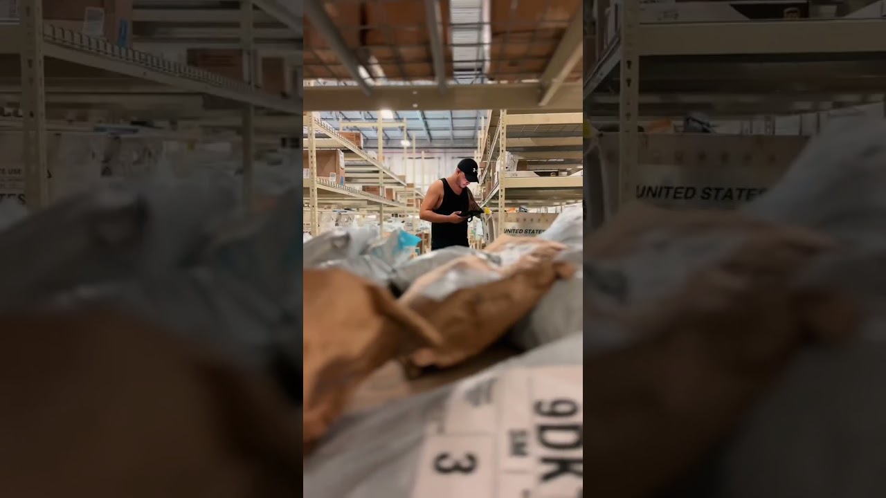 🌍✈️ From Our Miami Warehouse to Our Cura&ccedil;ao Office &ndash; Exceptional Service Just for You! 💼✨