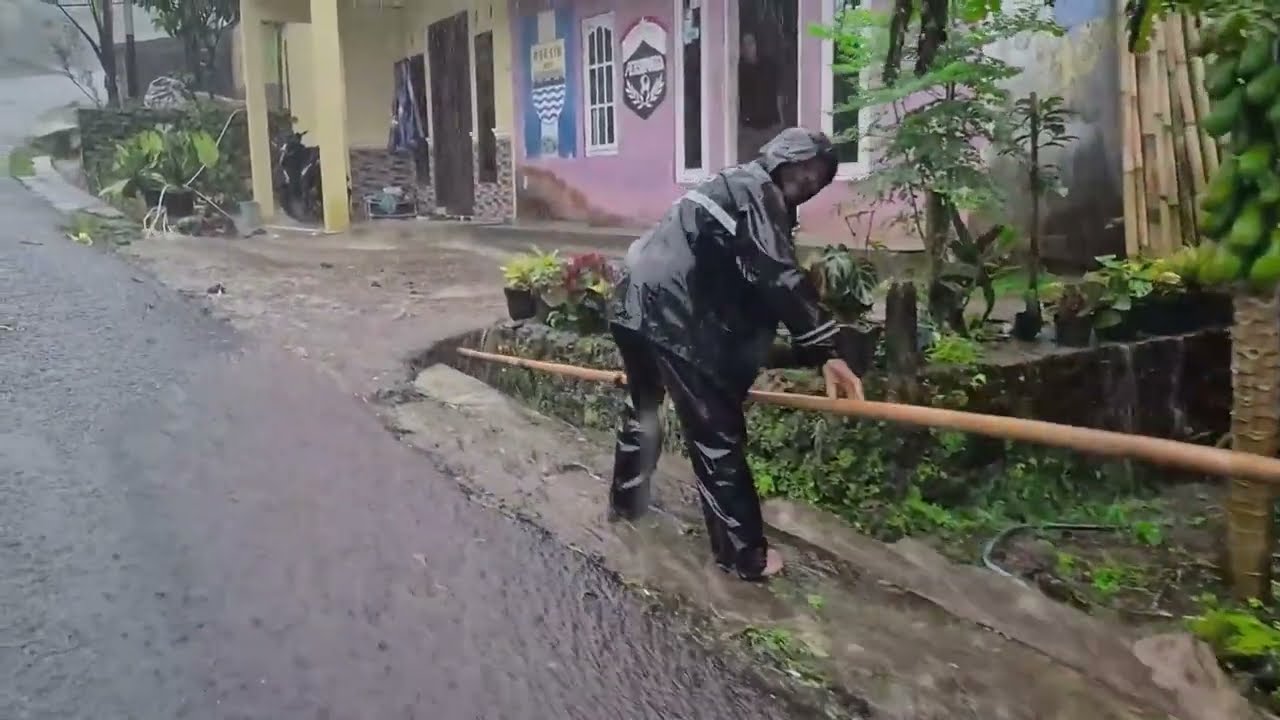 TERRIFYING WEATHER ALERT! ⚡ Wild Typhoon & Heavy Rain in Indonesia | Soothing Rainstorm Ambience