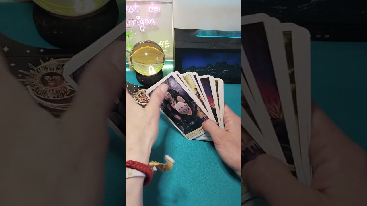 NECESITA VERTE ! YA NO AGUANTA MÁS! #tarotcards #amor #viral #tendencia #trending #parati #10million