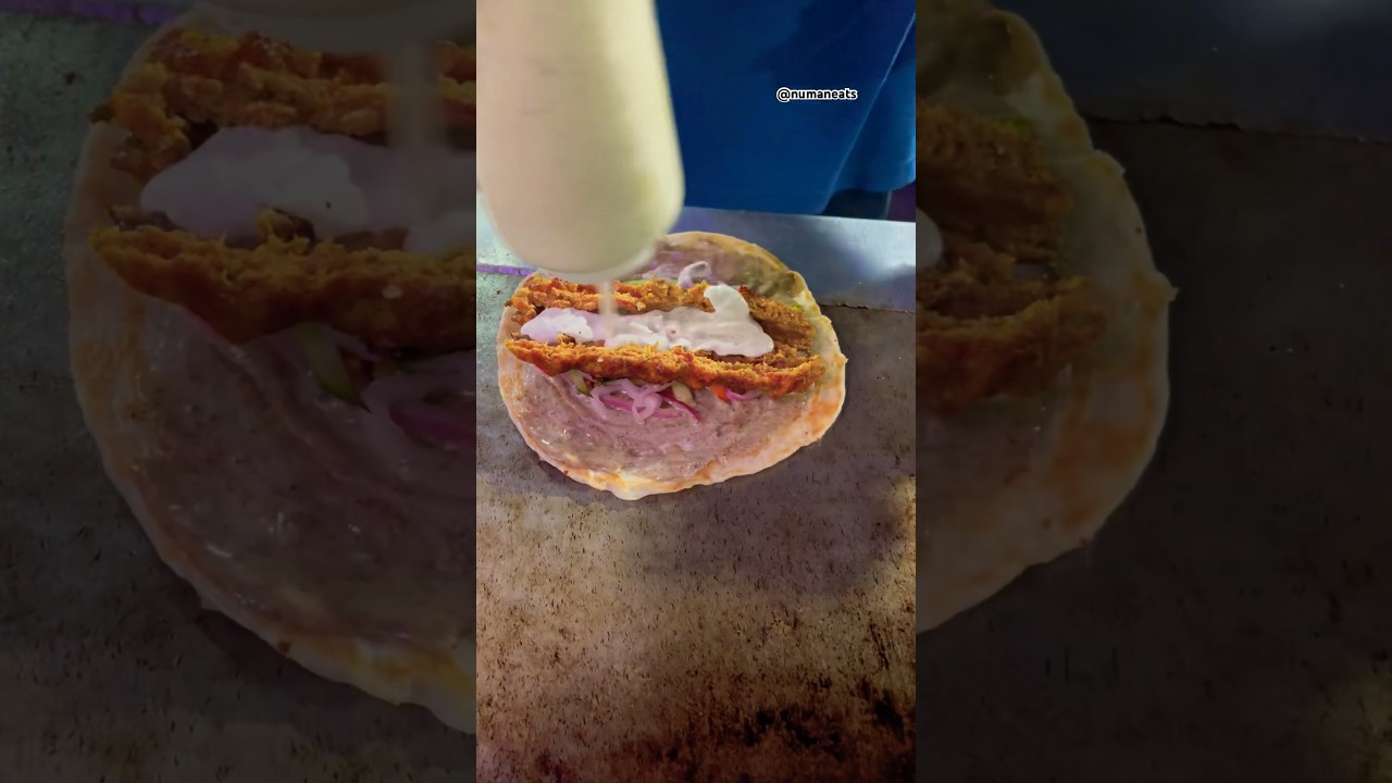 Unique Seekh Kabab Paratha Roll #streetfood #indianstreetfood #food #foodie #indianfood #foodshorts