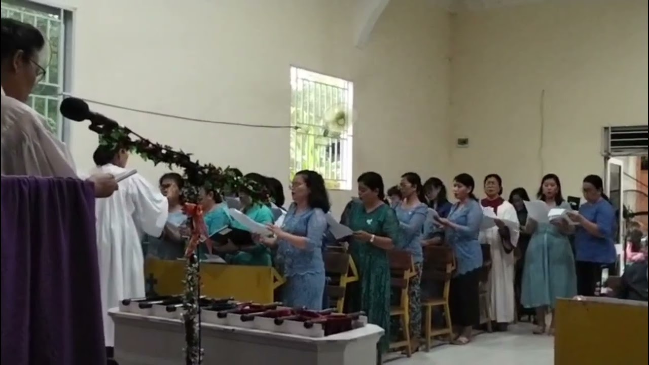 Koor Parompuan HKBP Sikhem 