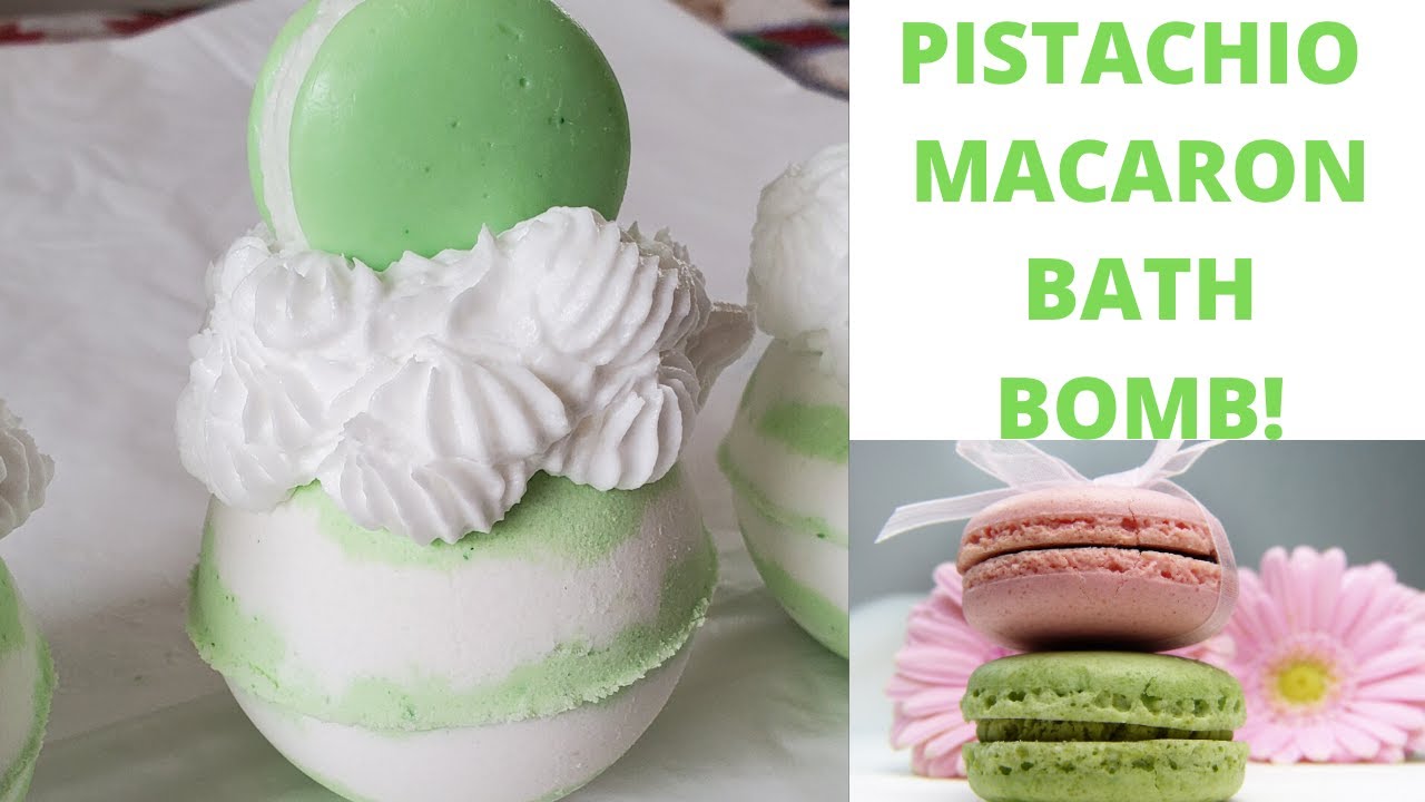 💚Pistachio Macaron Bath Bomb!💚