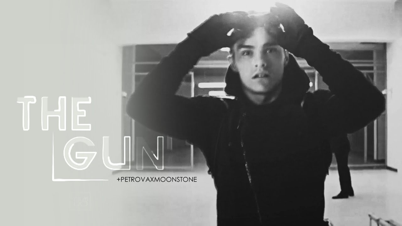 ►The Gun [+petrovaxmoonstone] *for Gabi*
