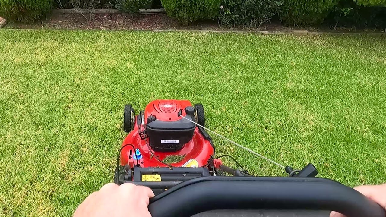 POV Lawn Mowing Satisfaction | Cross Hatch Stripes with Toro Personal Pace 🍃 Thick Green Grass