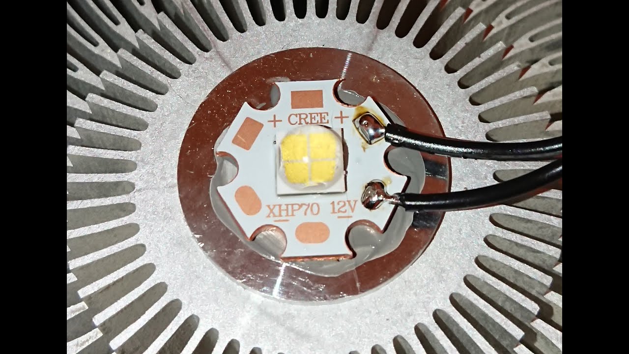 XHP70 LED для освещения рабочего поля микроскопа