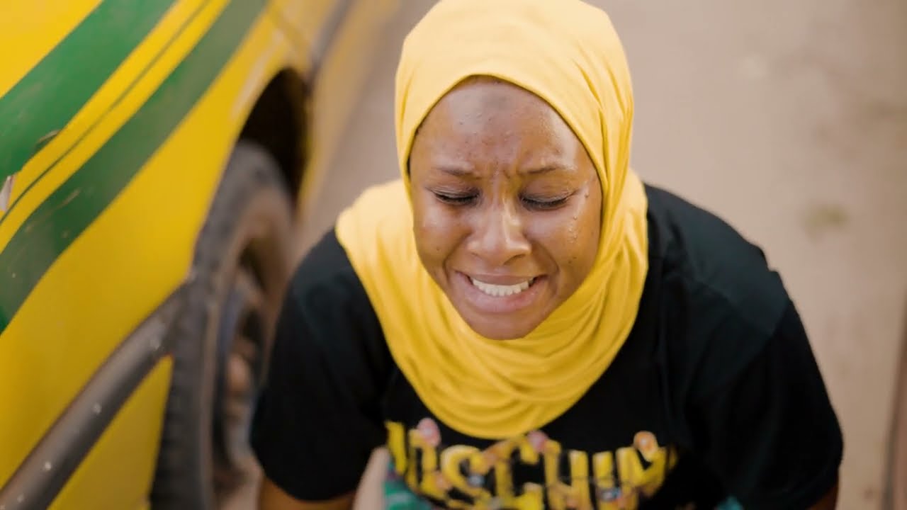 Talibeh Izzy - Different Breed(Official Music Video) Feat Maryama Cham Dir @schadiiq