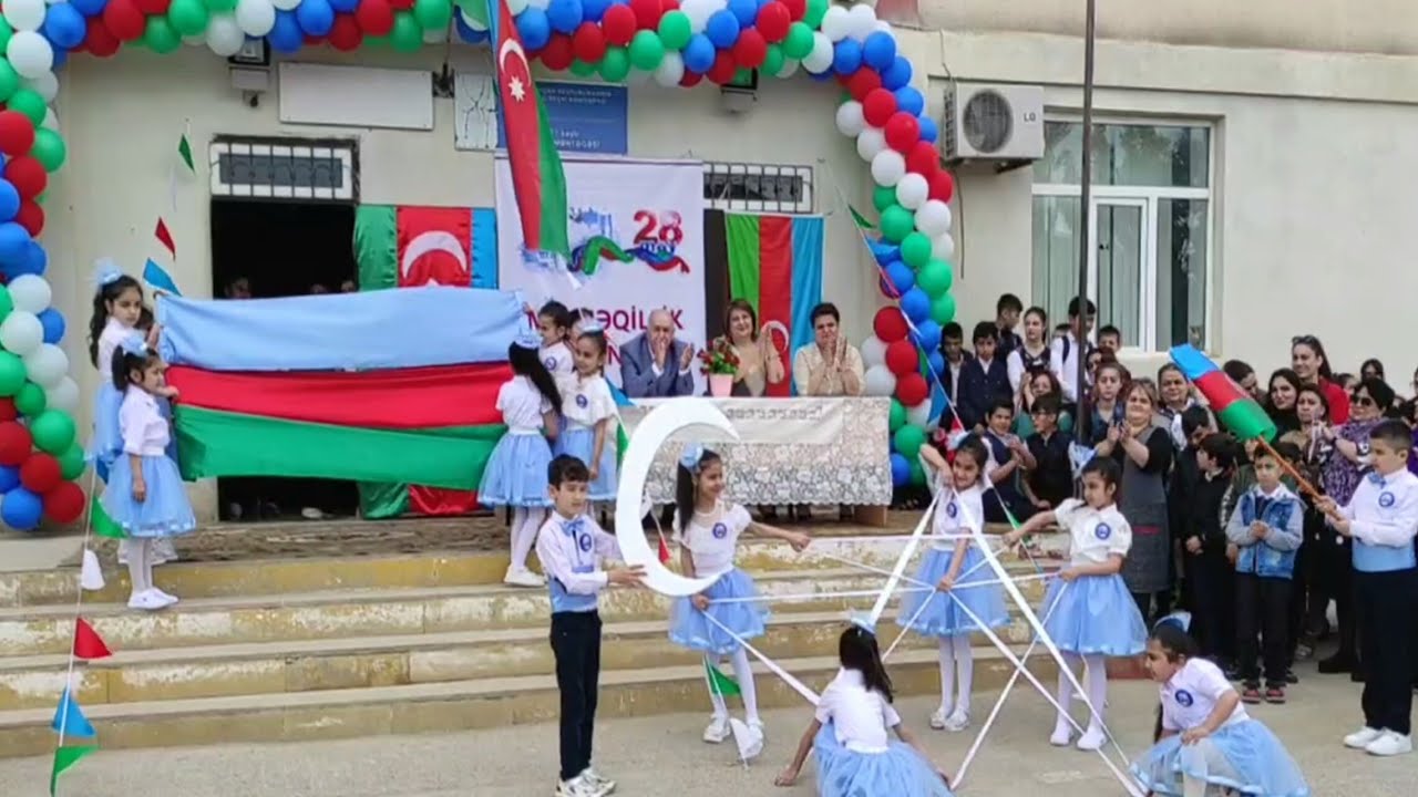 Bayraq rəqsi (Ay - Ulduz)