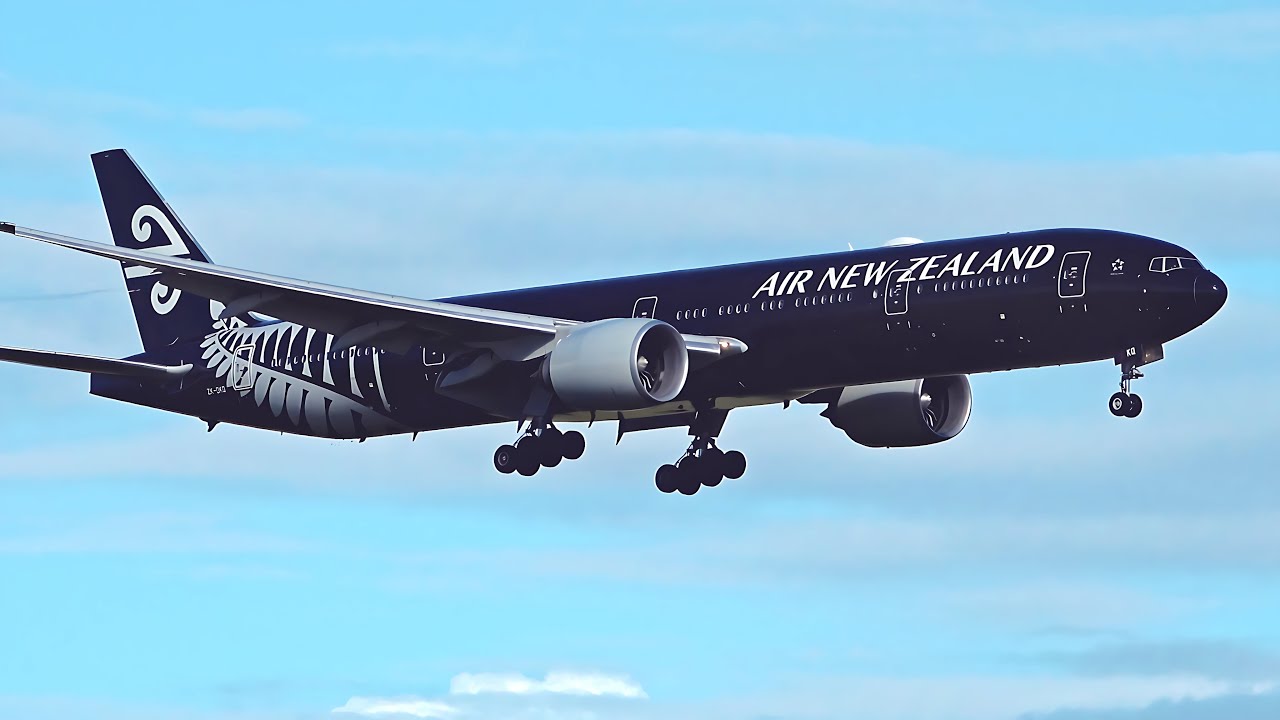 Gateway to New Zealand - Auckland Airport CLOSE UP Plane Spotting AKL/NZAA