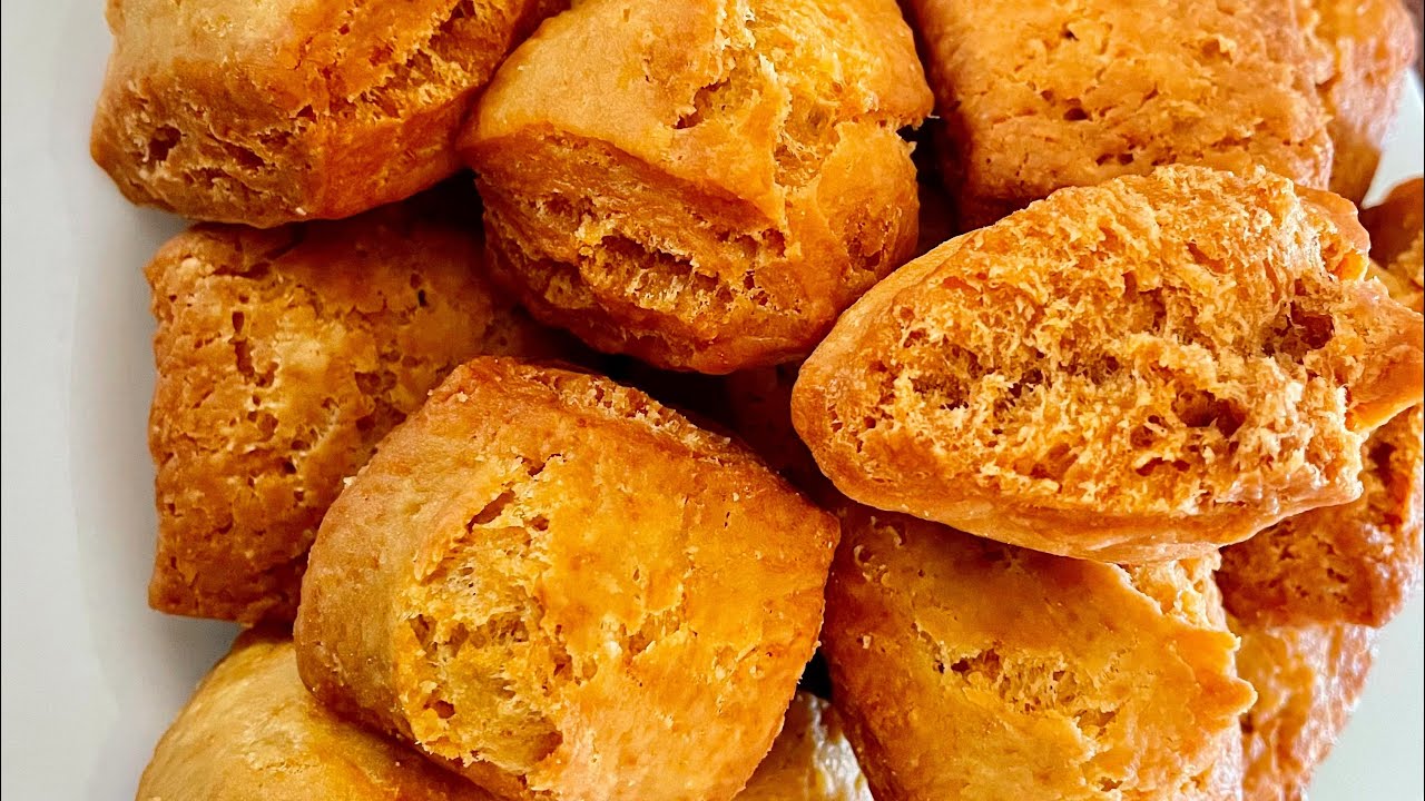 How to make soft crunchy half cake/mandazi/ kangumu/NEUMBE tv