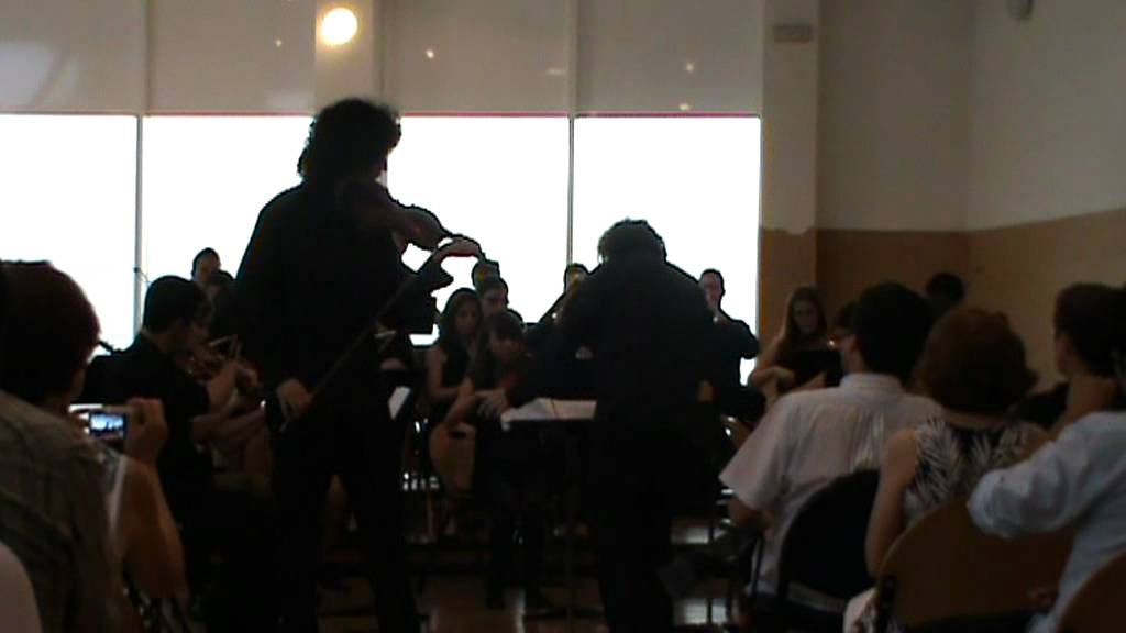 Introduccion Rondo y Caprichosso de Saint Saens (Solista: Abel Cruz)