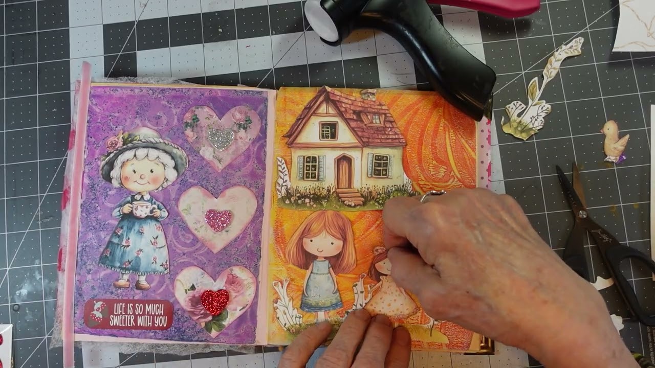 #heartsallyear  Hosted by Susan @susansheartstrings and Terry @TellensPlace