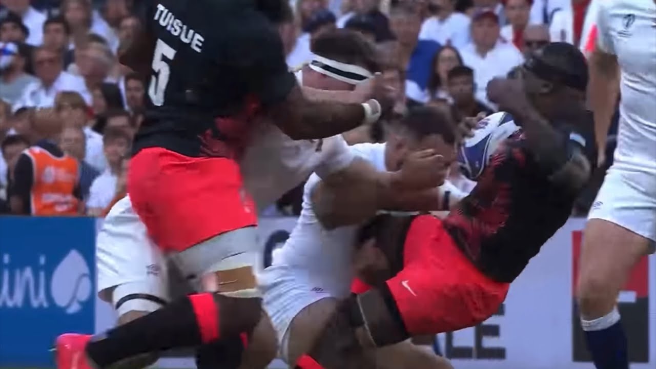 Tom Curry and Ellis Genge smash Levani Botia