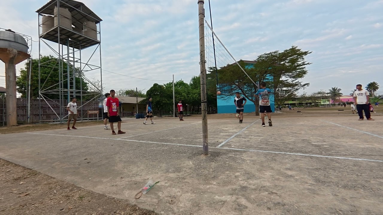 เล่นวอลบอลกันหน่อย