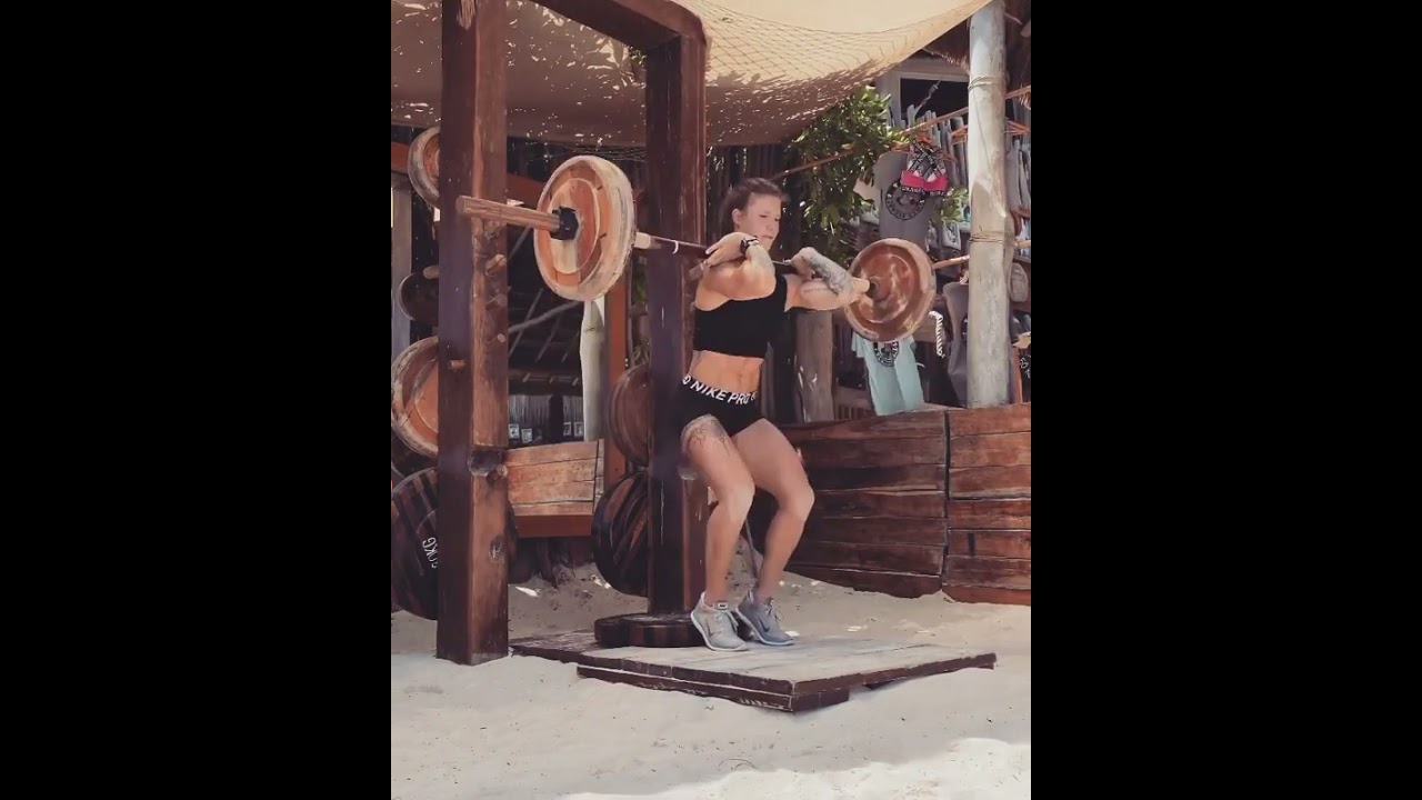 💪🏻 Bodybuilding in paradise 🌴