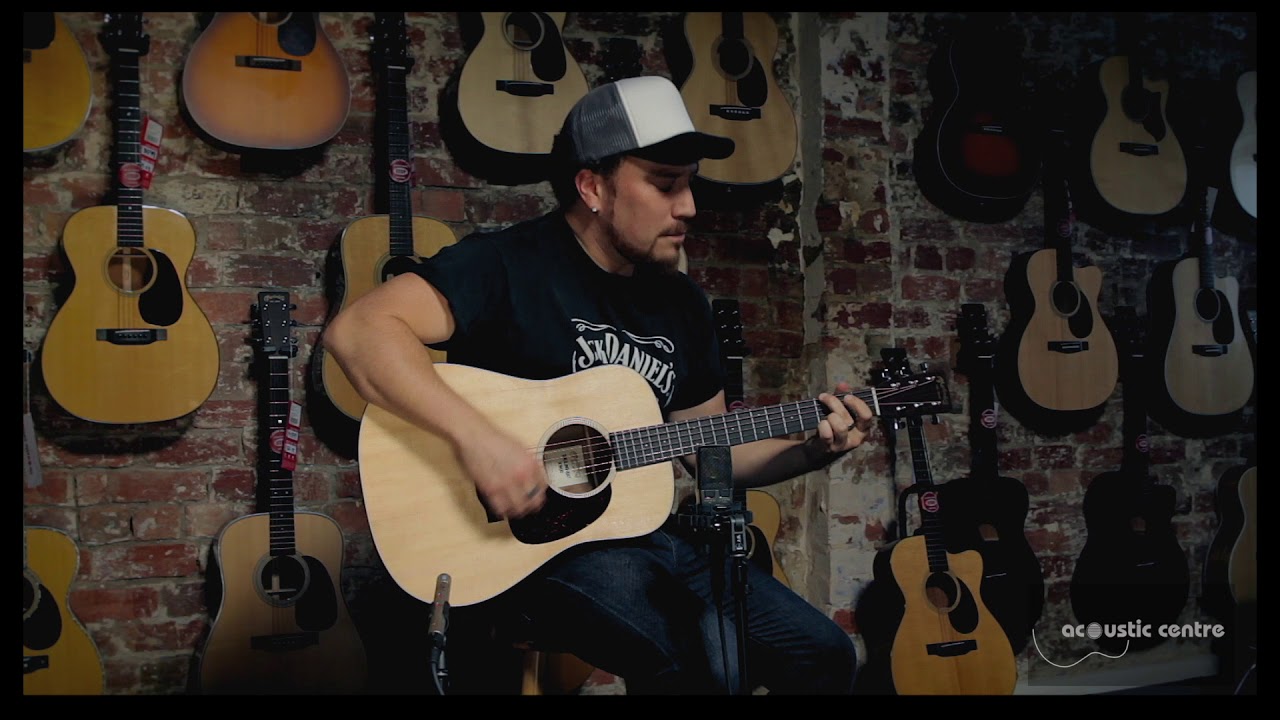Martin Dreadnought Junior Spruce: Acoustic Centre