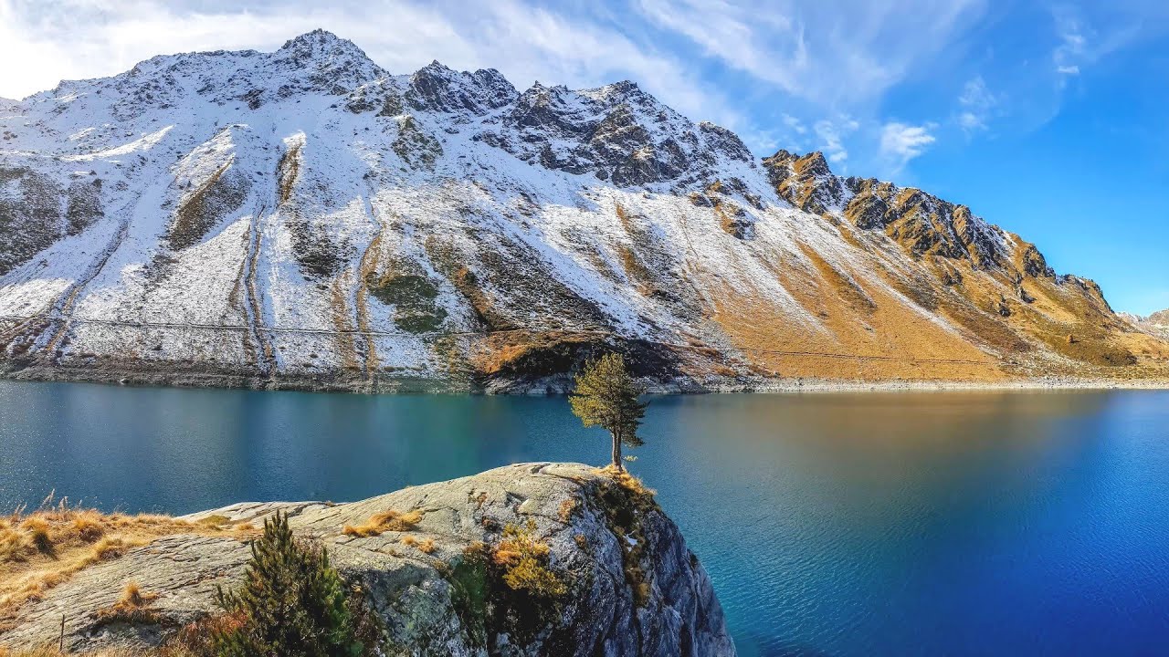 Hiking in Switzerland | Lac de Cleuson and Bisse de Chervé | Swiss Alps Canton Valais | 2020 (4K)