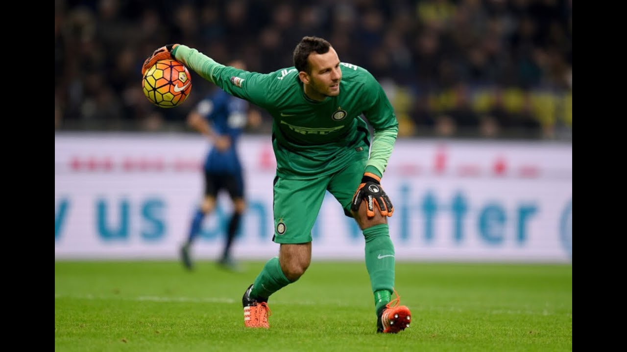 Samir Handanović NEW - Best Saves 2015 - Inter HD