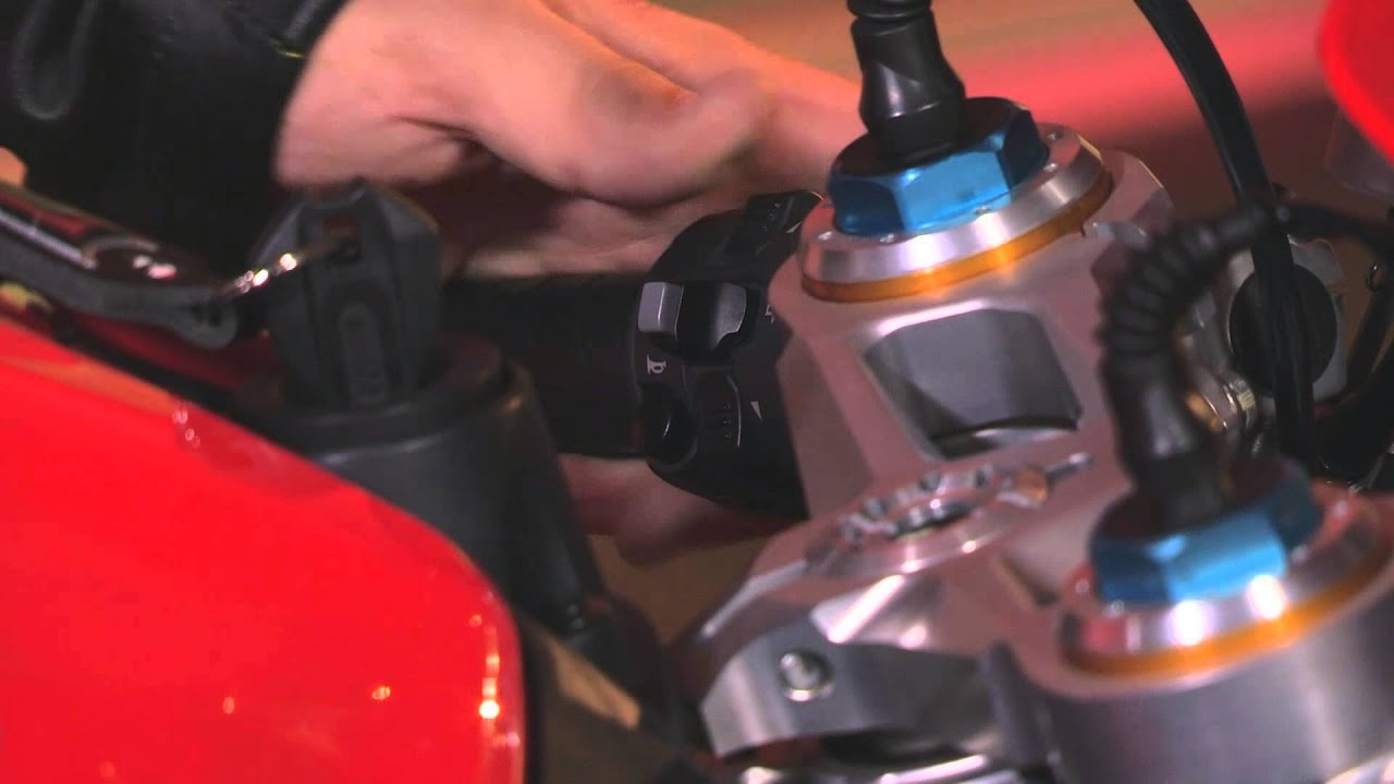 How to:Change the riding modes on an 1199 Panigale