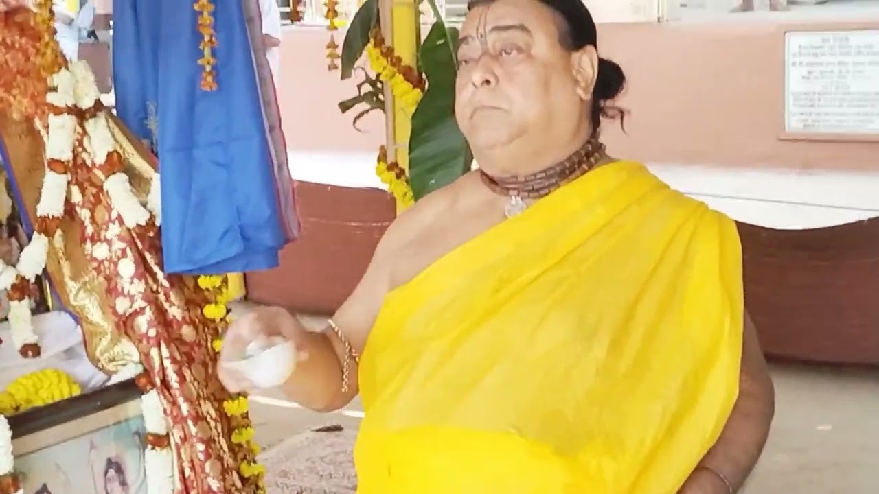 দ্বিপ্রহরের ভোগ আরতি, শ্রীপাঠ খড়দহ নিতাই বাড়ি।