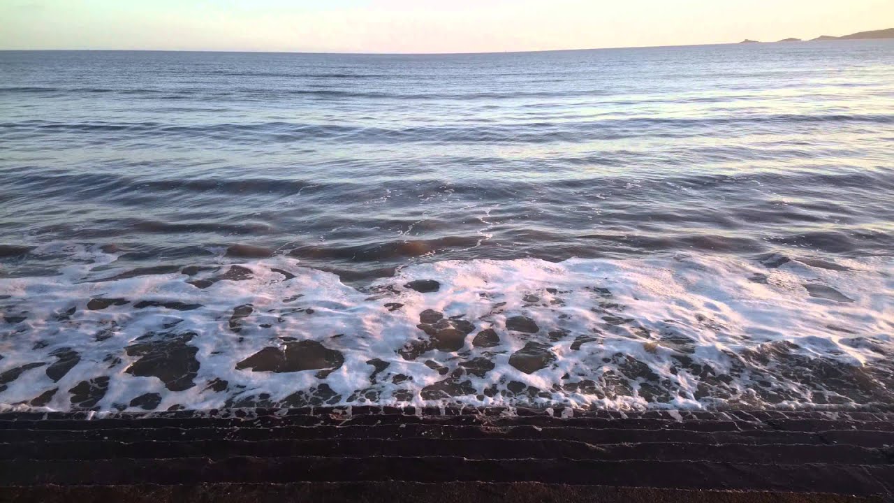 HD 4K Relaxing Waves at the Beach