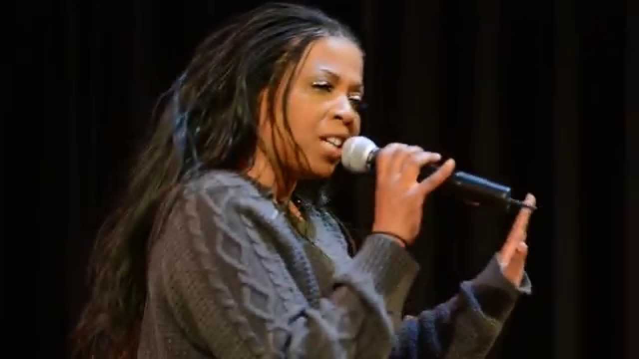 Give It Up Turn It Loose - Maxine Jones Live at Sound Check