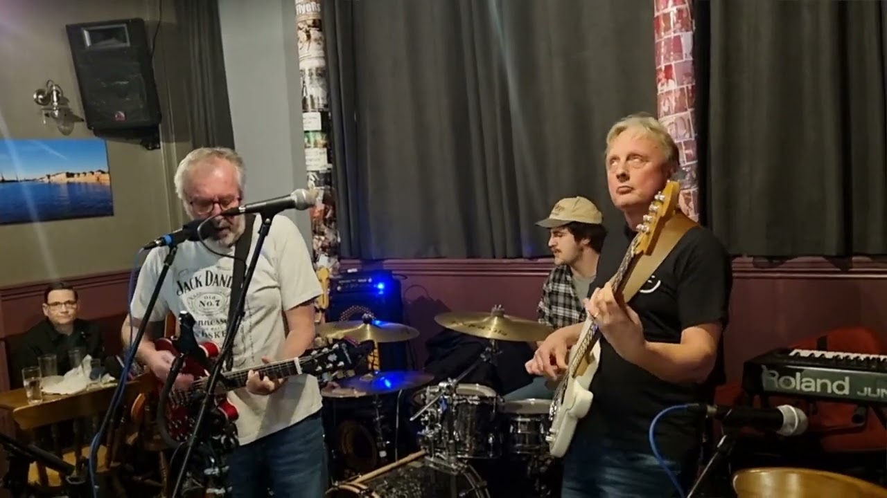 Fred, Dave and Christian. Bloozburn At The Fish . March 22