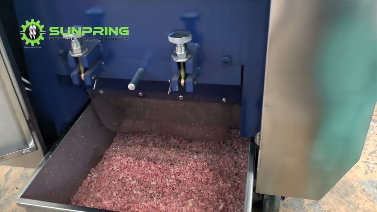 Bone crusher machine, big stick bone, bone residue