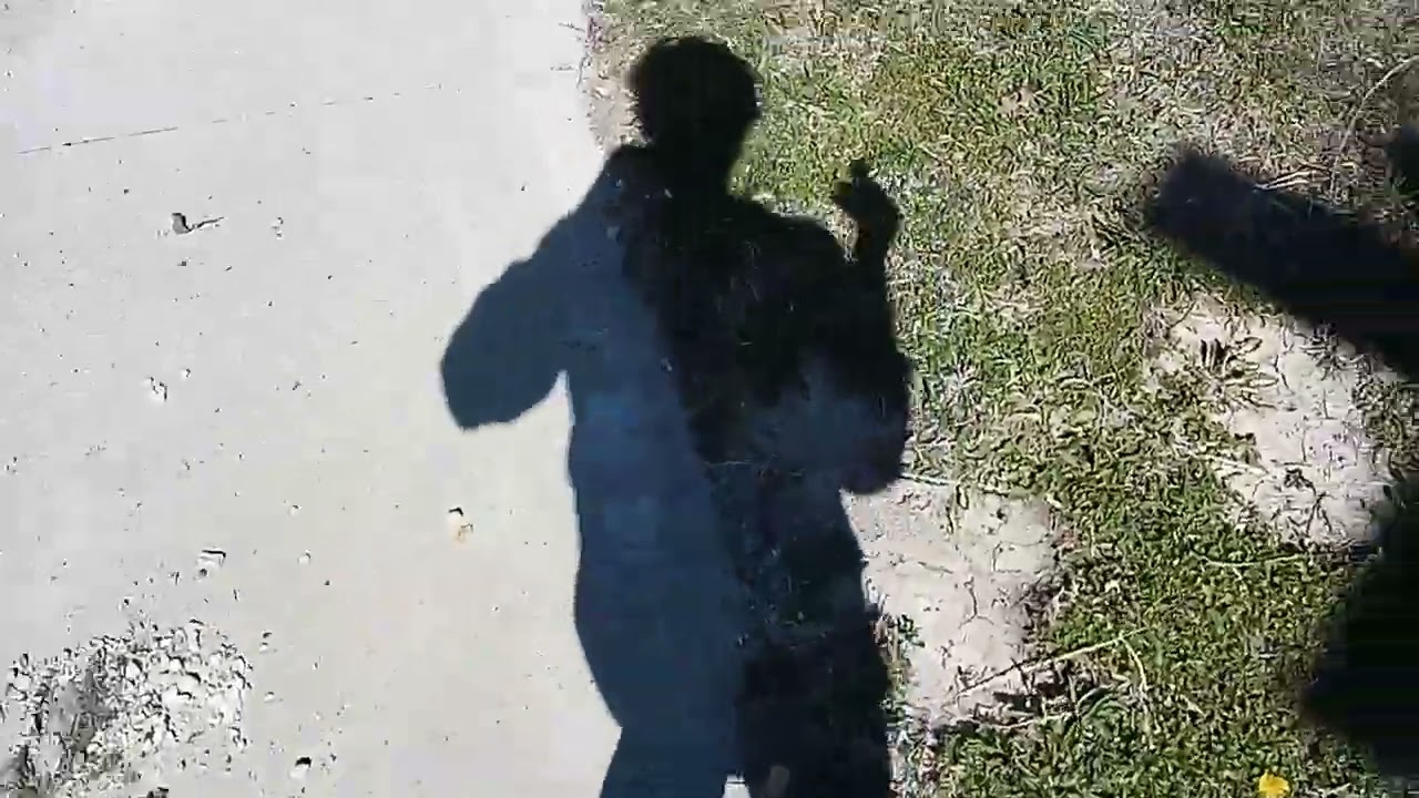 RFTM 4: Windy Railfanning the BNSF Ottumwa Subdivision while eating Ice Cream(read description)