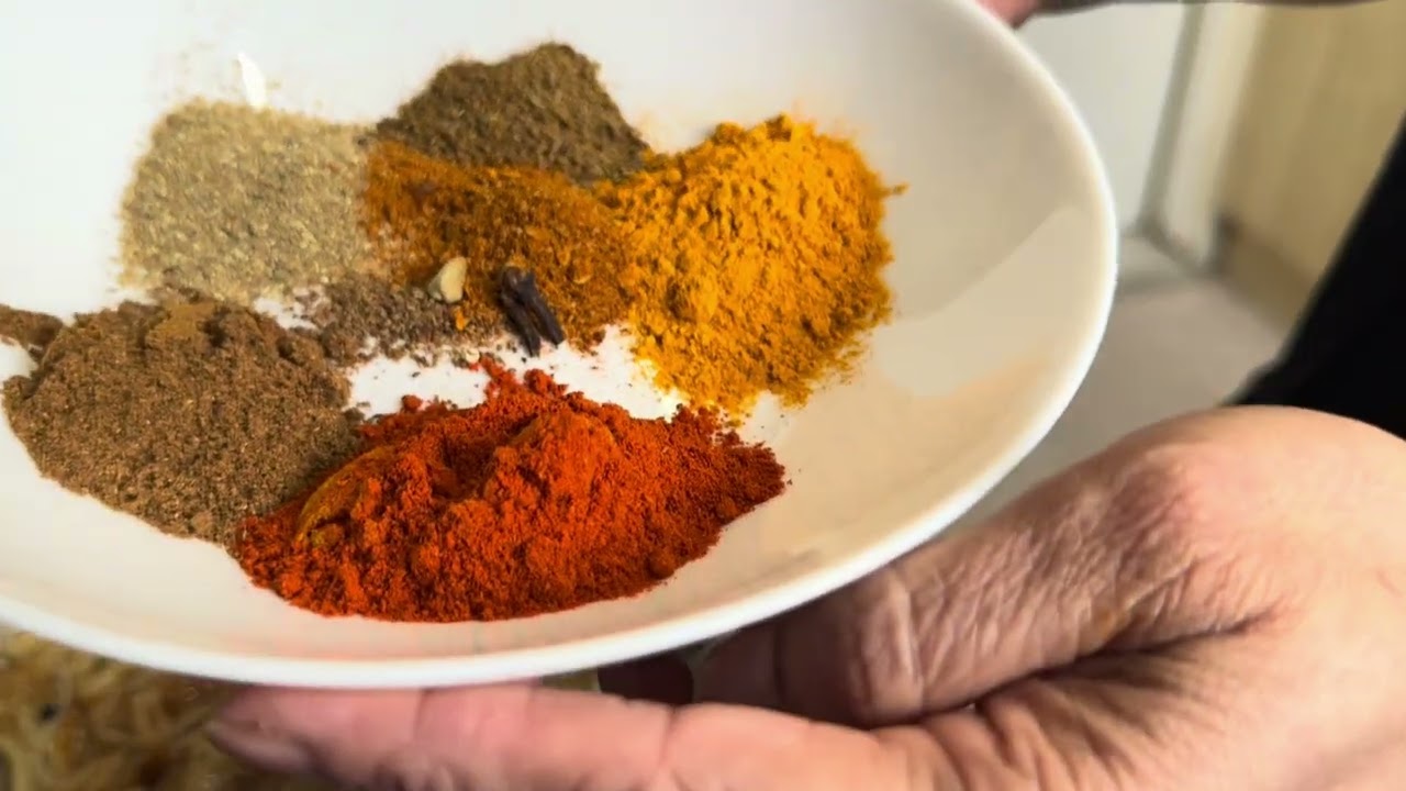 Pathni harbi gohsat, recipe 🥘😋👀￼