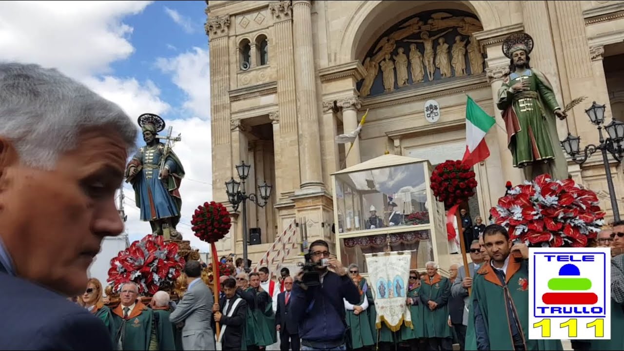 L'inizio della Processione dei Santi Medici del 27/09/2018