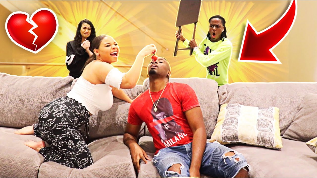 FEEDING ANOTHER MAN FOOD PRANK ON BOYFRIEND!!! (BACKFIRES)