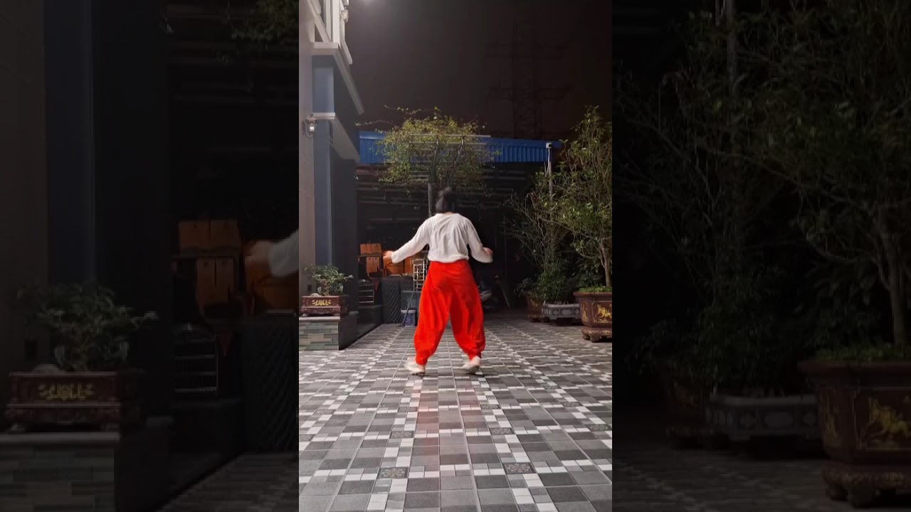 Nhảy cùng hướng Mây và Núi 