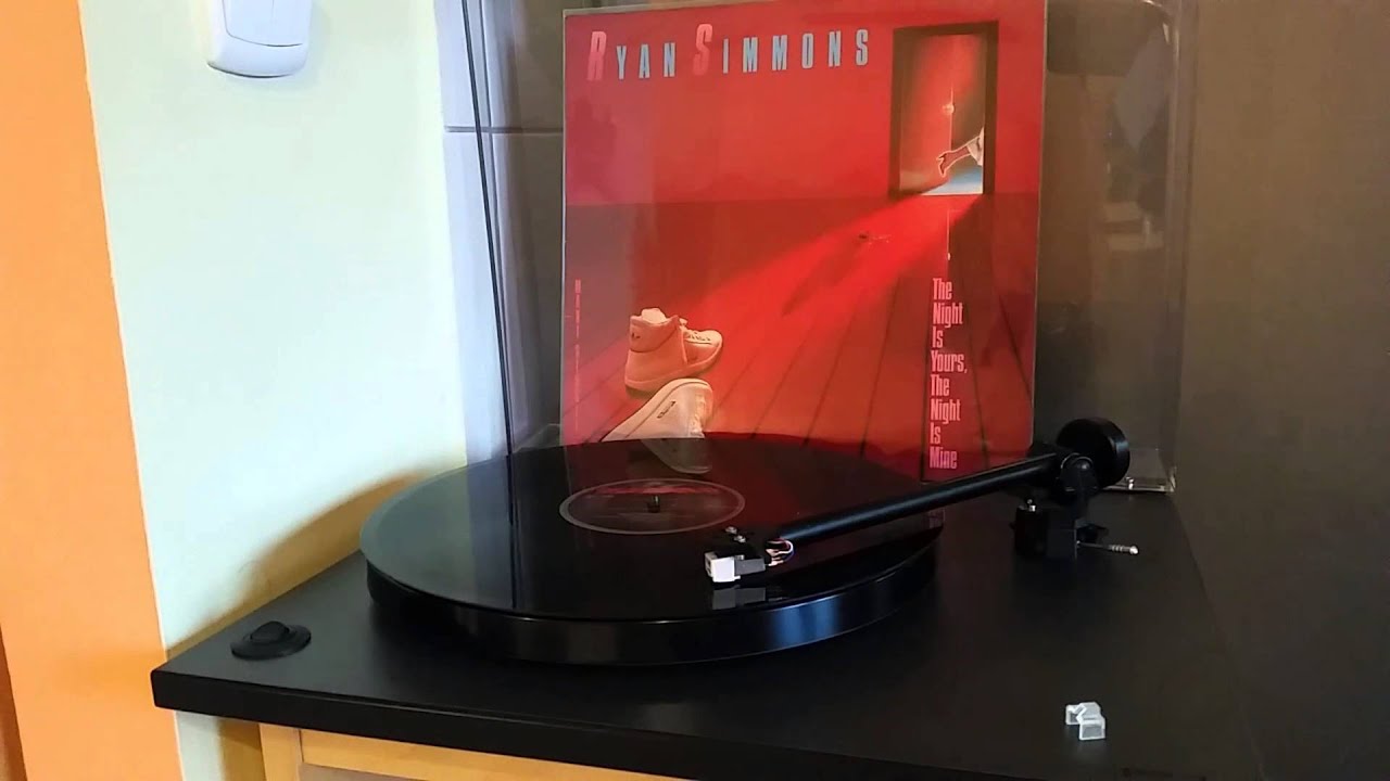 ★★★ Ryan Simmons - The Night Is Yours, The Night Is Mine (6:33) ★★★