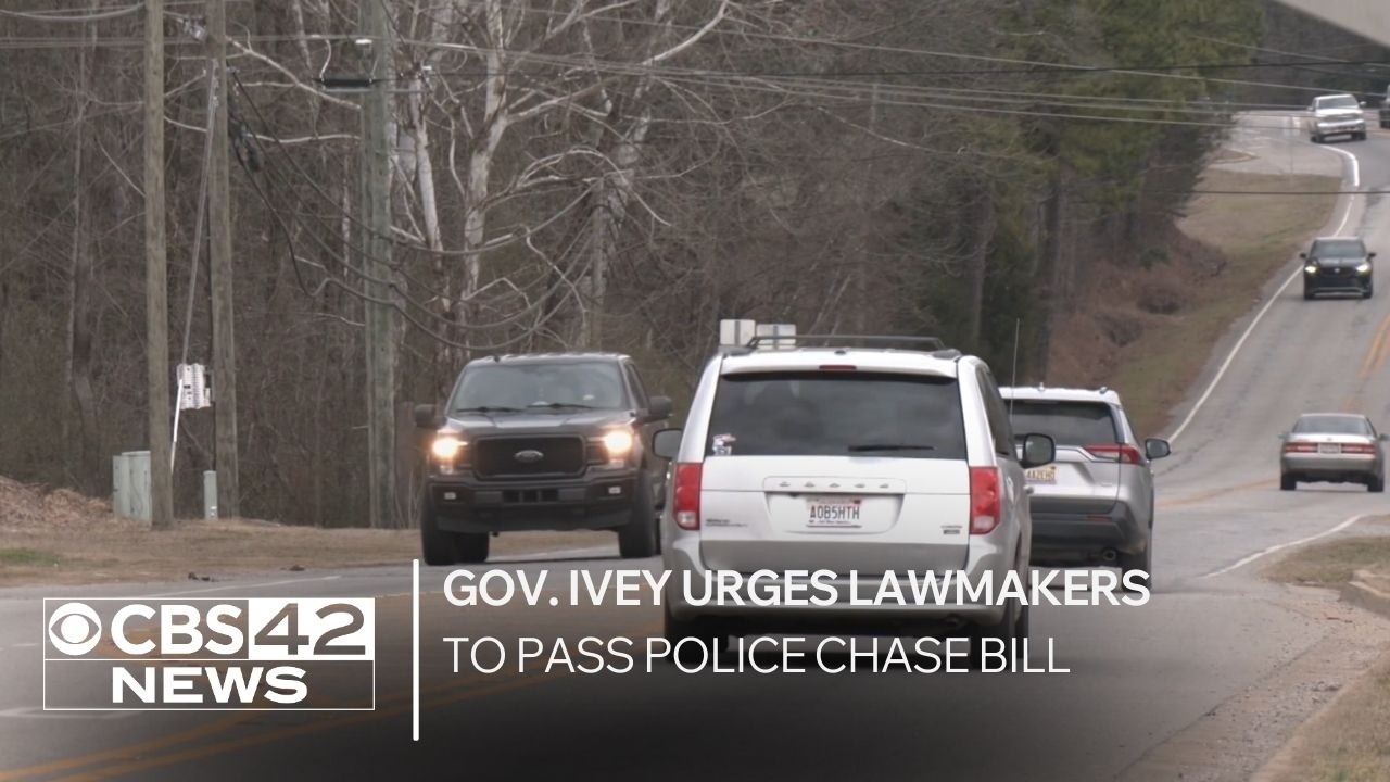 Gov. Ivey urges Alabama lawmakers to pass police chase bill