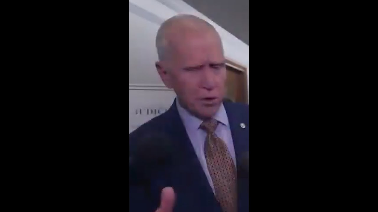 Tillis Jokes About Leading DHS