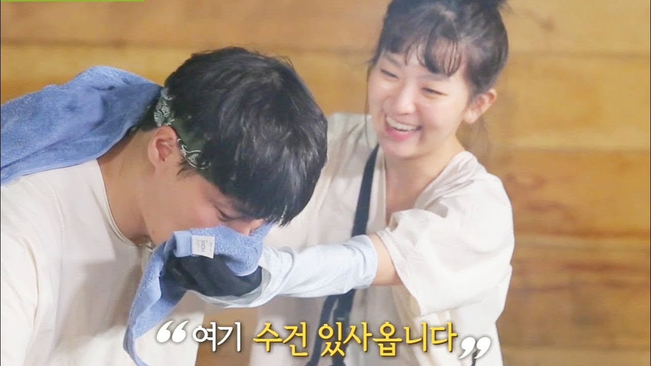 슬기, 최현석 땀 닦아주는 센스 넘치는 손길♥ @김병만의 정글의 법칙 324회 20180720