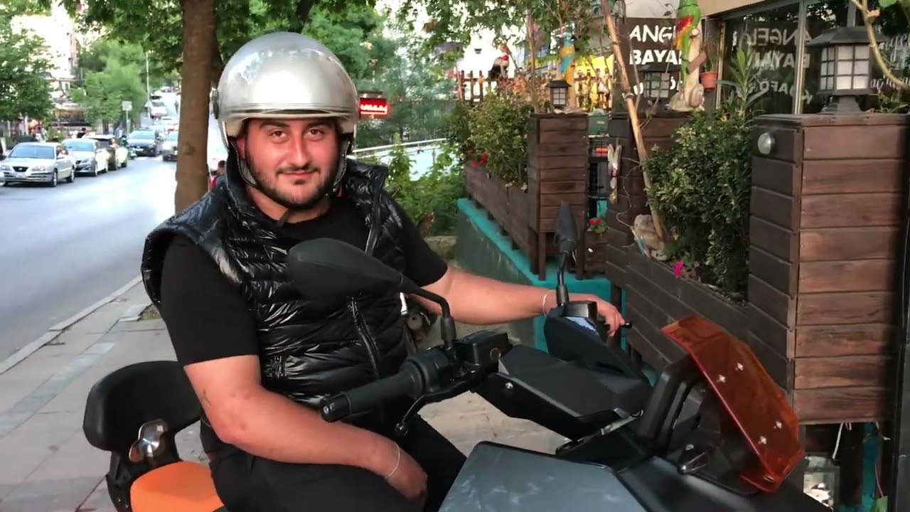 BMW ce 04 Elektrikli motoru menzili azmiş