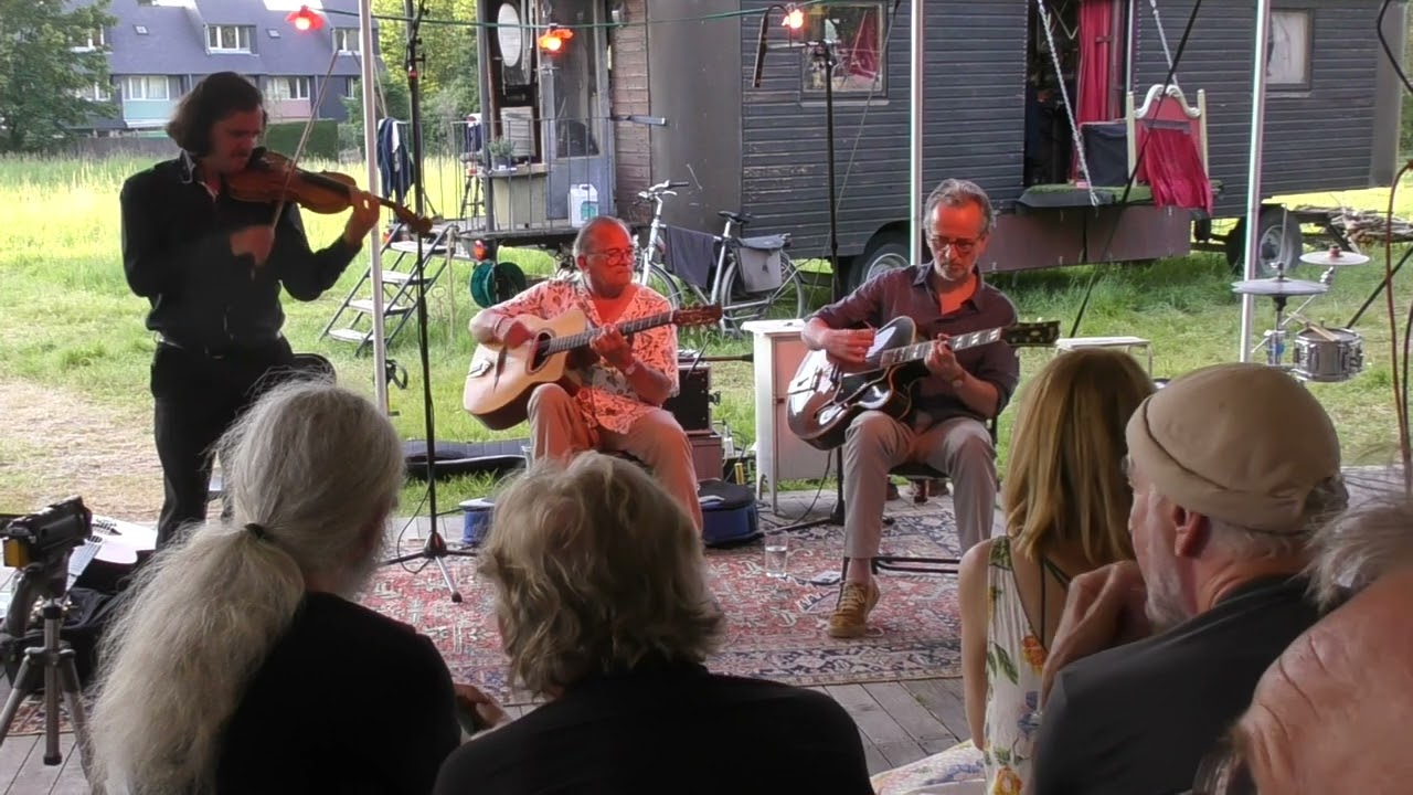Tcha Limberger, Vivi Limberger en Dave Kelbie