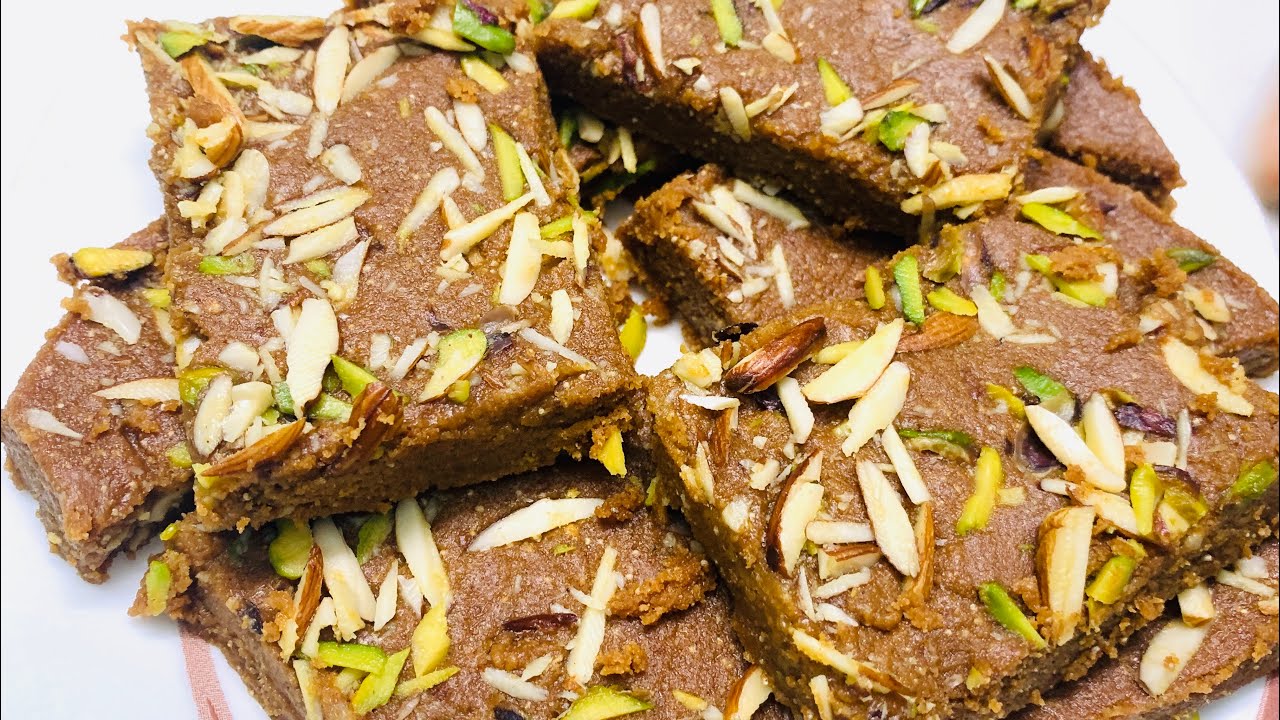 Easy Mohanthal Recipe at Home  #SindhiMonthalRecipeinHindi #GujratiMithaiMohanthal #BesankiBarfi
