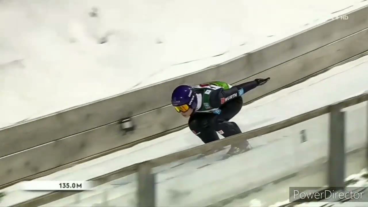 Philipp Raimund - 135.0 m Titisee-Neustadt 2021/22